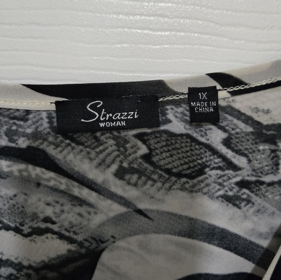 STRAZZI Animal Print Blouse Women's Size 1X Silky Lightweight 3/4 Sleeve - Picture 7 of 13